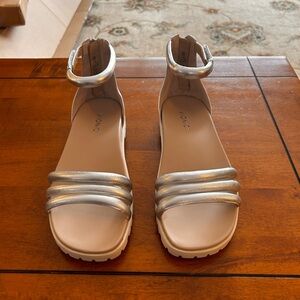 Vionic Women's Metallic Silver Sandals, 8.5 Wide